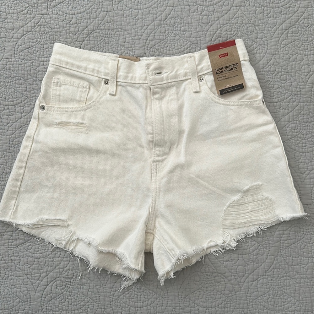 Levi’s shorts